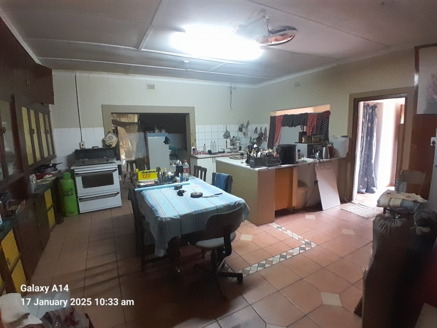 6 Bedroom Property for Sale in Bodorp North West